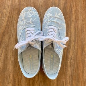 AE Floral sneakers, size 7
